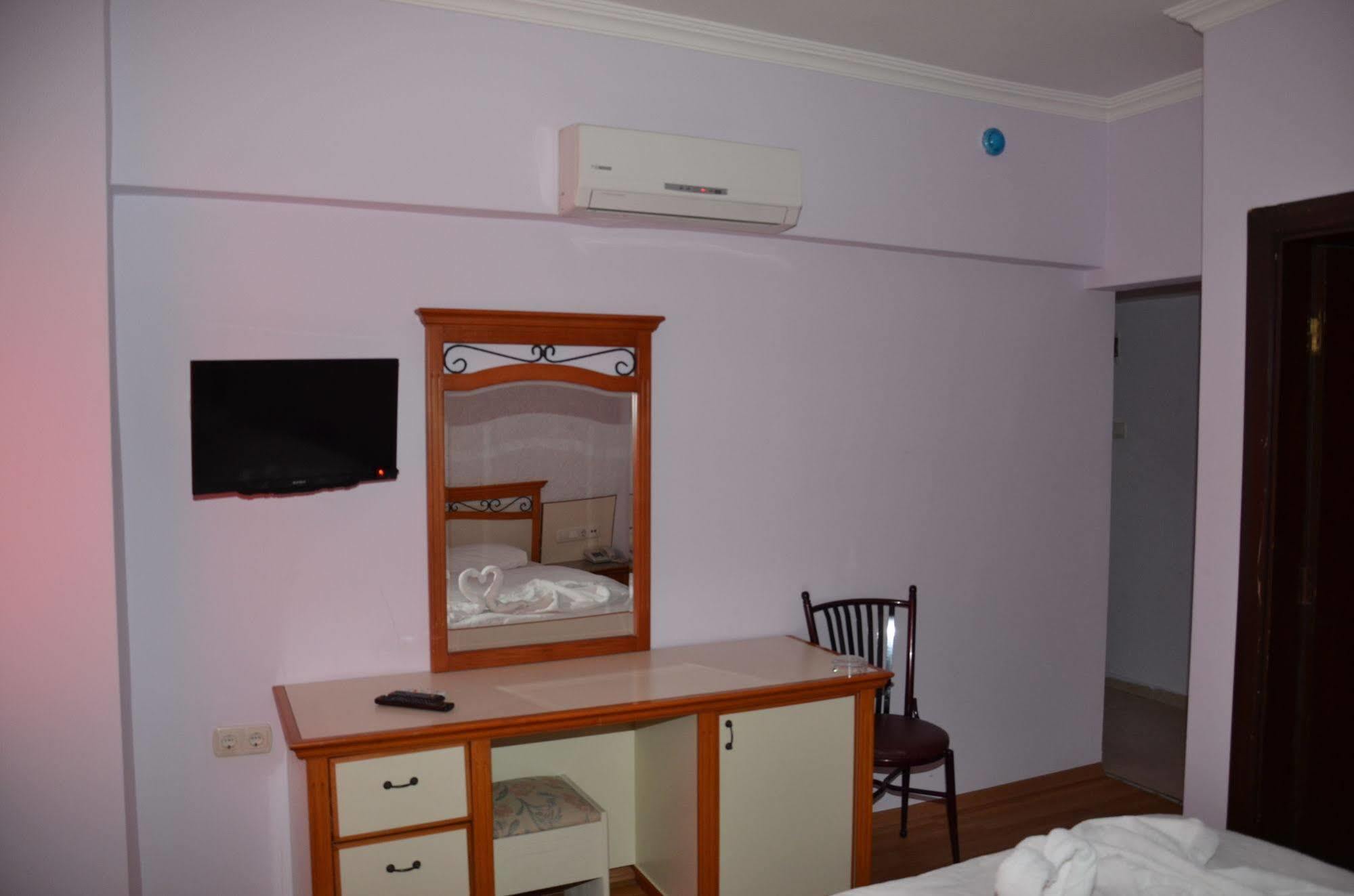 Otel Ozturk *